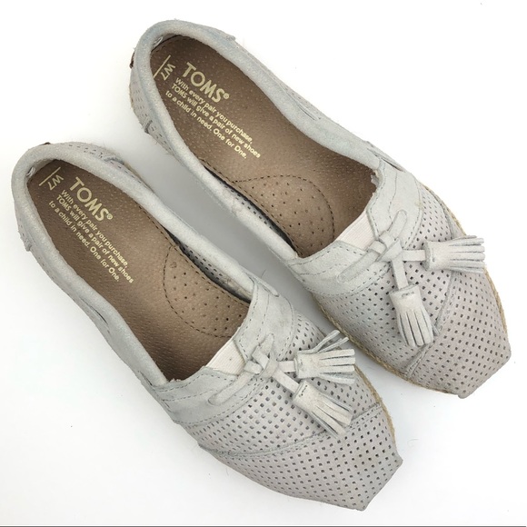 toms perforated flats